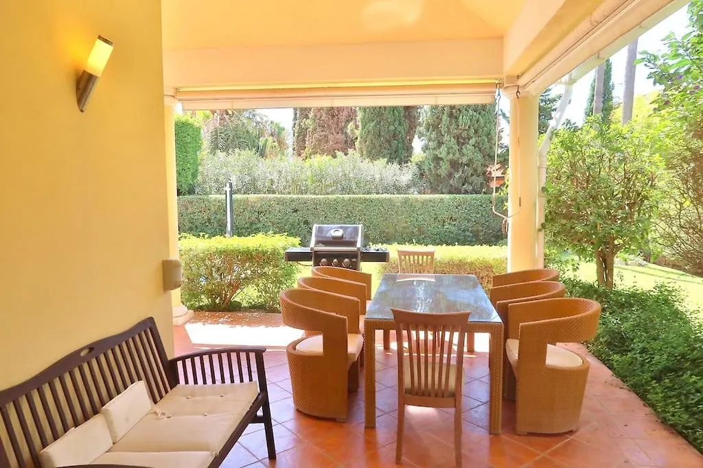 Beachside 4 Beds Cozy Villa, 700M Las Canas Beach! Marbella Villa