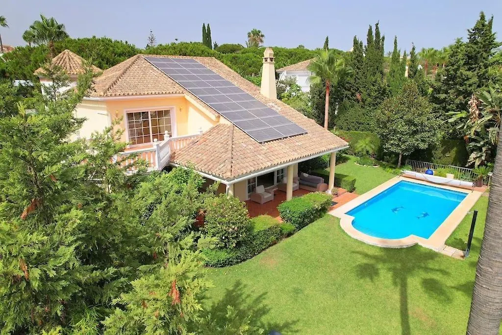 Beachside 4 Beds Cozy Villa, 700M Las Canas Beach! Marbella 0*,  Spain