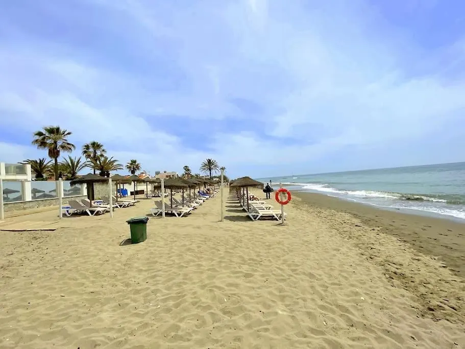 Beachside 4 Beds Cozy Villa, 700M Las Canas Beach! Marbella