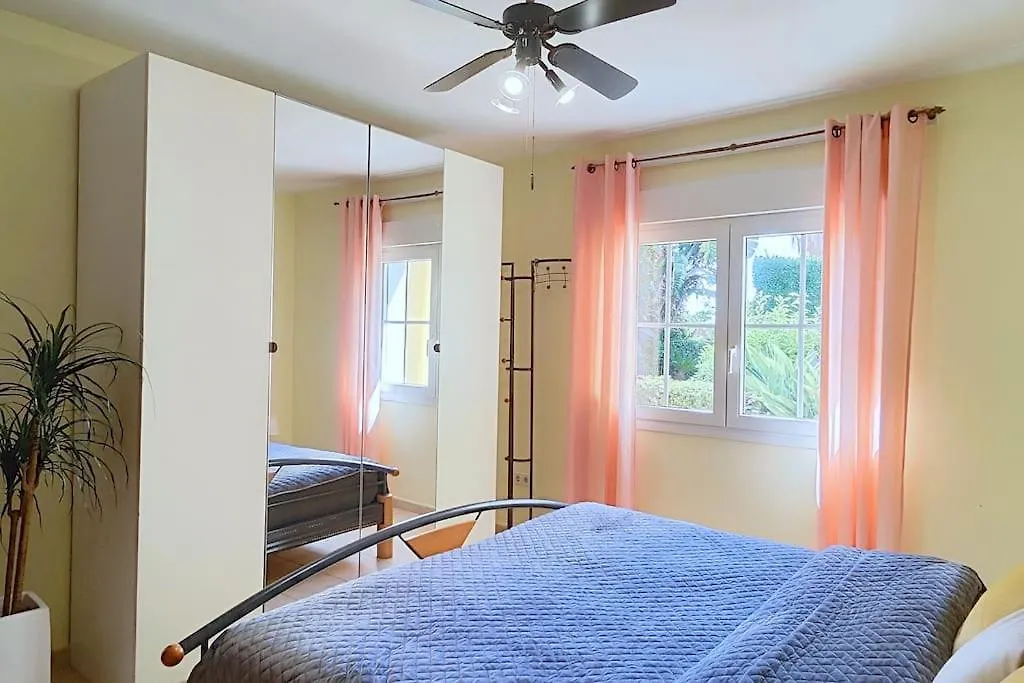 Villa Beachside 4 Beds Cozy Villa, 700M Las Canas Beach! Marbella Spain