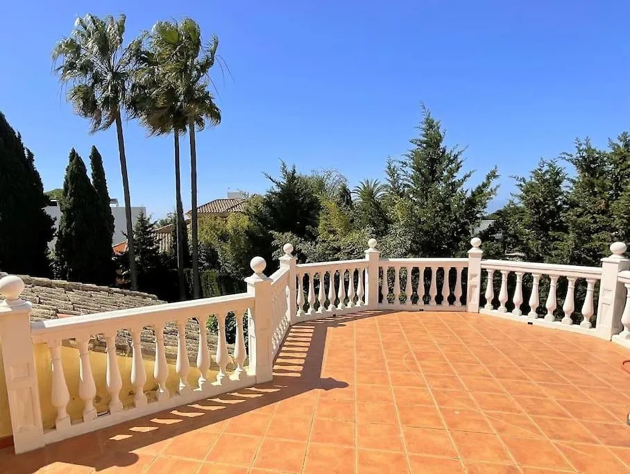 Beachside 4 Beds Cozy Villa, 700M Las Canas Beach! Marbella Spain