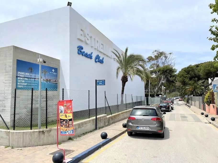 Beachside 4 Beds Cozy Villa, 700M Las Canas Beach! Marbella Spain