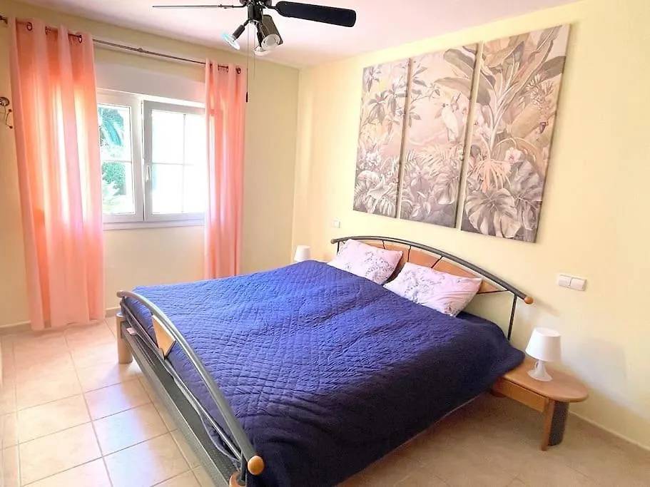 Villa Beachside 4 Beds Cozy Villa, 700M Las Canas Beach! Marbella