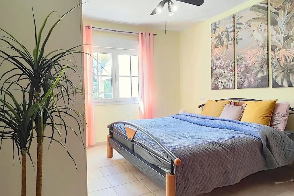 Beachside 4 Beds Cozy Villa, 700M Las Canas Beach! Marbella