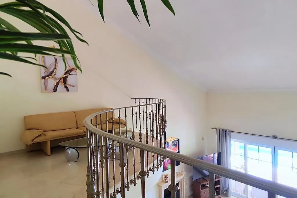 Villa Beachside 4 Beds Cozy Villa, 700M Las Canas Beach! Marbella